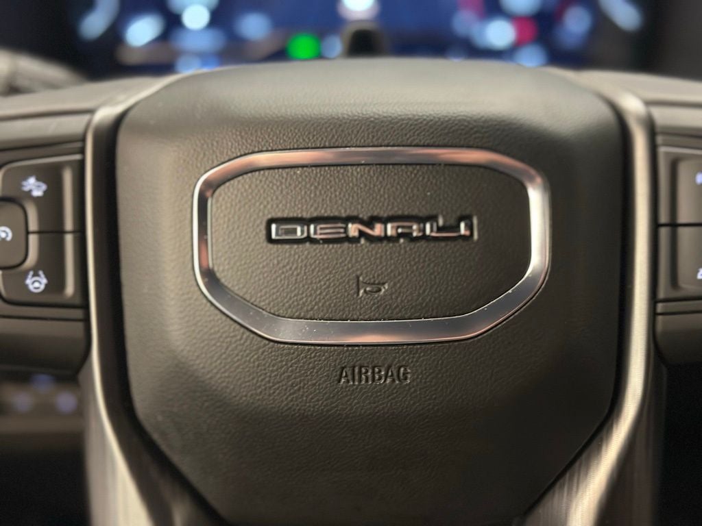 2024 GMC Yukon Denali Ultimate CARBRAVO CERTIFIED