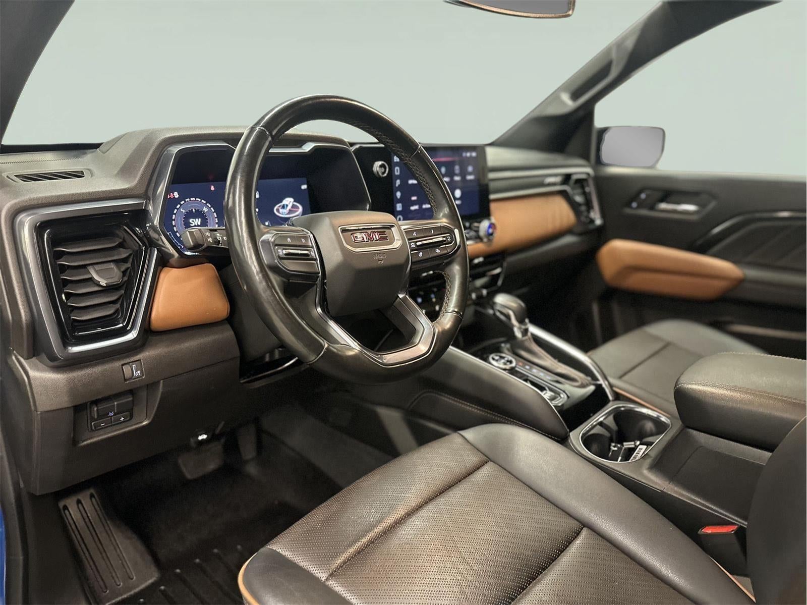 2024 GMC Canyon 4WD AT4