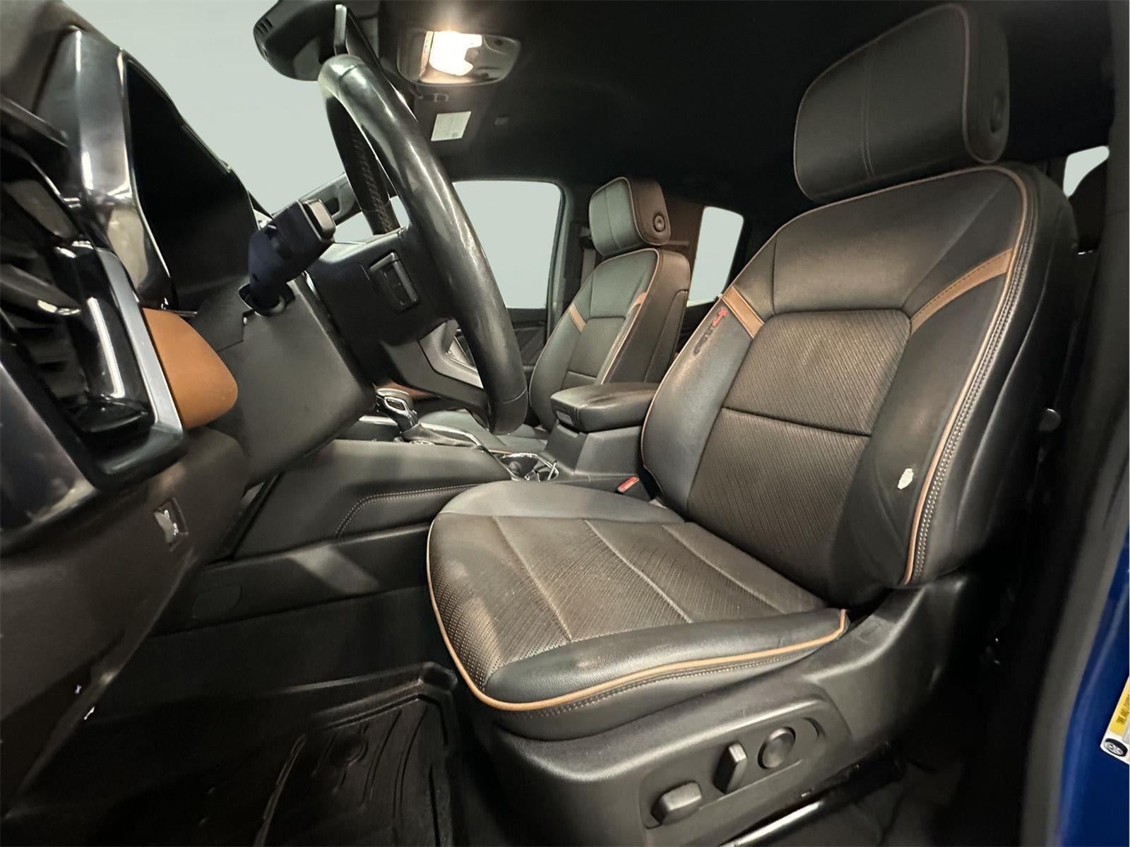 2024 GMC Canyon 4WD AT4