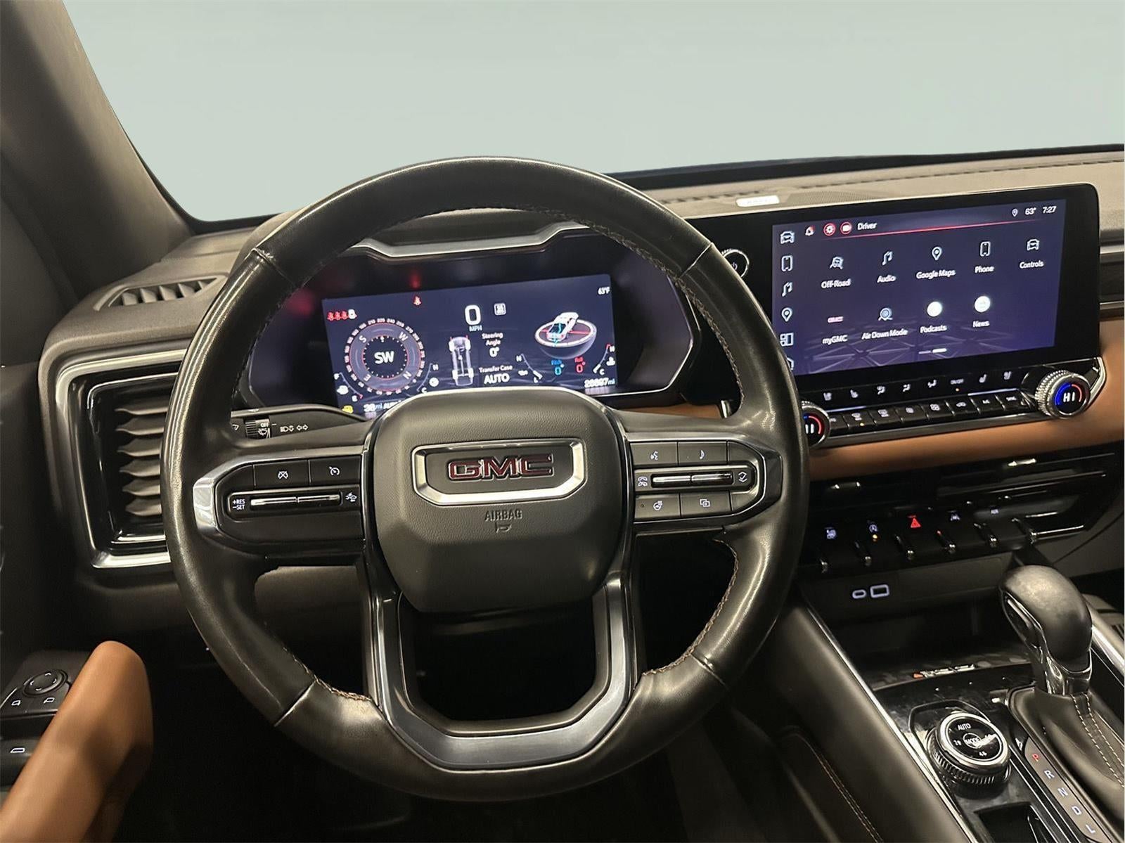 2024 GMC Canyon 4WD AT4