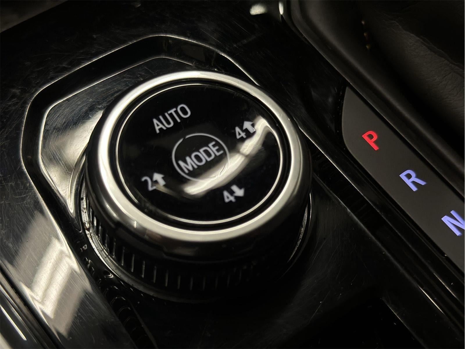 2024 GMC Canyon 4WD AT4