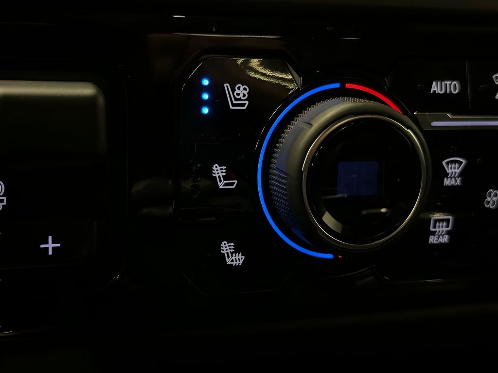 2022 Chevrolet Silverado 1500 LTZ CARBRAVO CERTIFIED