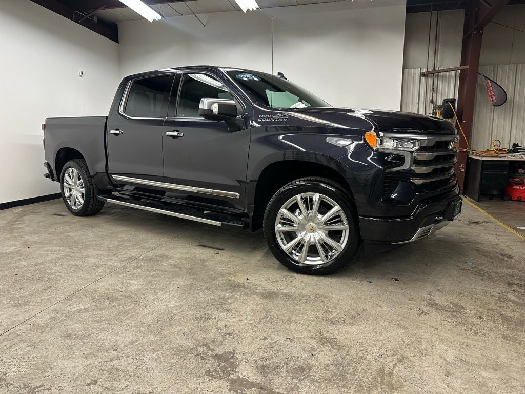 2022 Chevrolet Silverado 1500 High Country CARBRAVO CERTIFIED