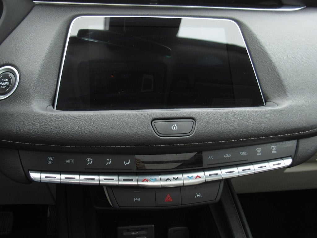 2022 Cadillac XT4 Luxury CARBRAVO CERTIFIED