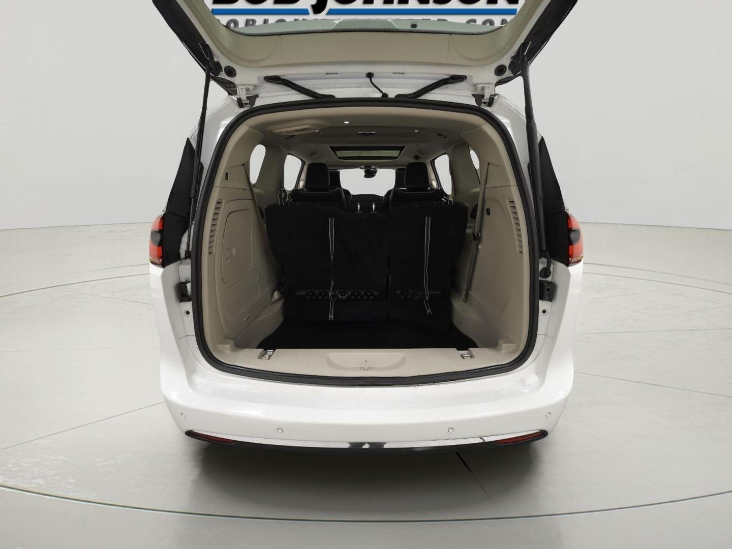 2022 Chrysler Pacifica Hybrid Limited