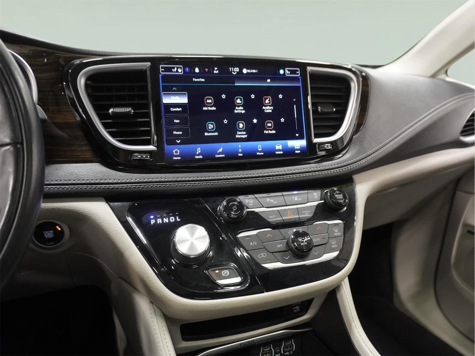 2022 Chrysler Pacifica Hybrid Limited