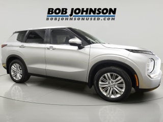 2023 Mitsubishi Outlander ES