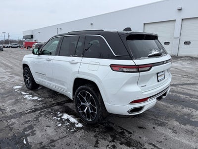 2023 Jeep Grand Cherokee Summit CARBRAVO!