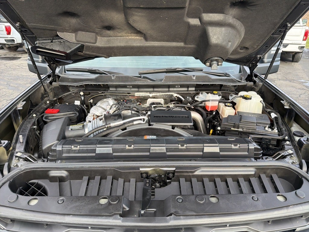 2024 Chevrolet Silverado 3500HD LT CARBRAVO!!