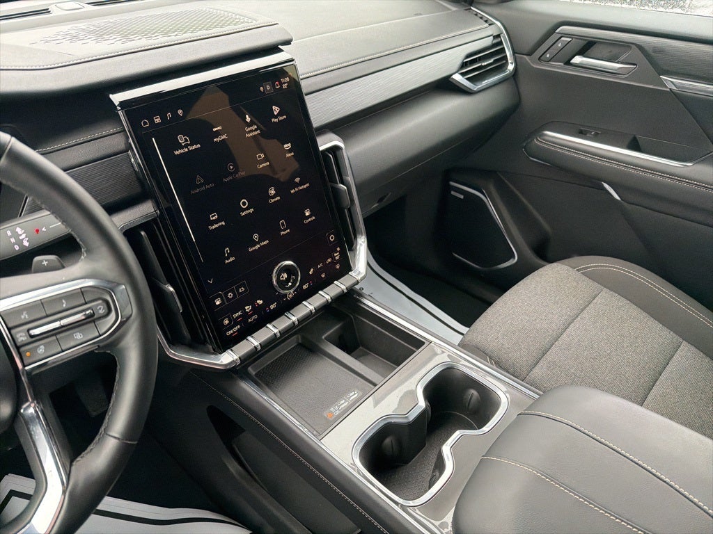 2025 GMC Acadia Elevation CARBRAVO CERTIFIED!