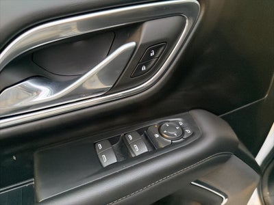 2023 GMC Yukon SLE CARBRAVO!