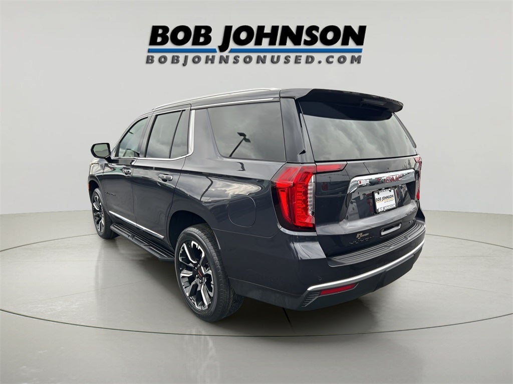 2023 GMC Yukon SLT CARBRAVO!