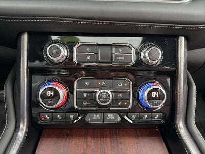 2023 GMC Yukon Denali Ultimate CARBRAVO