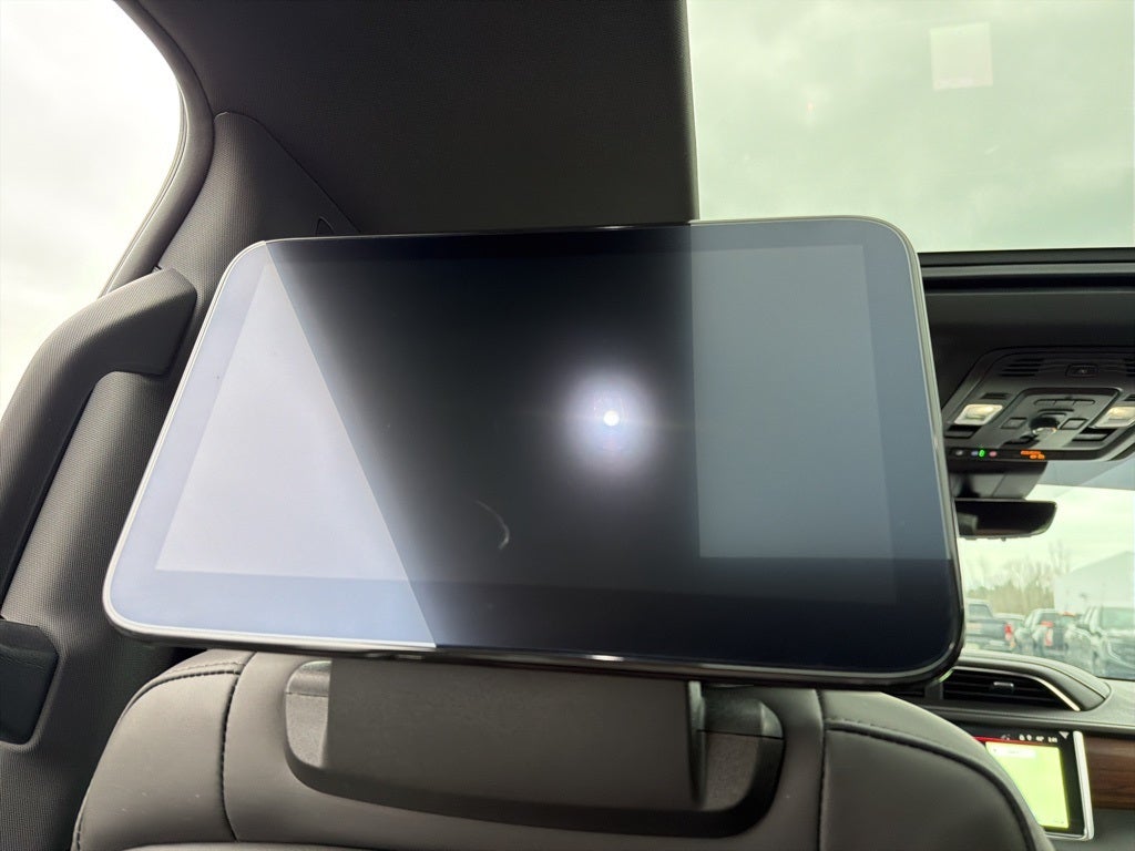 2023 GMC Yukon Denali Ultimate CARBRAVO