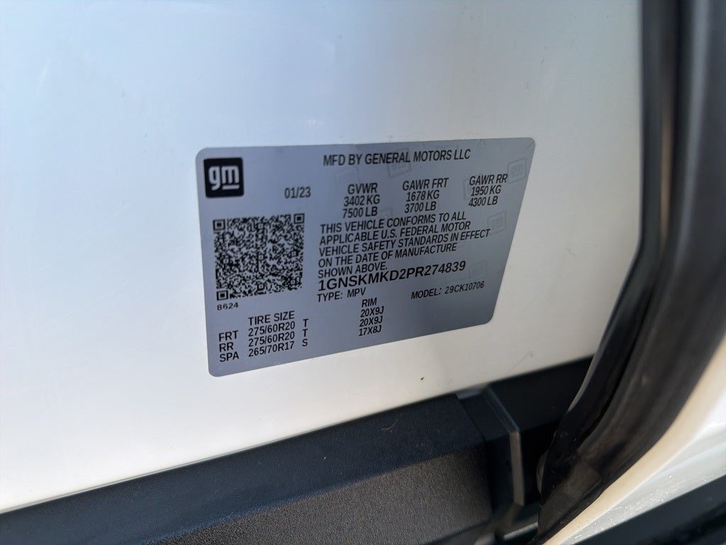 2023 Chevrolet Tahoe LS CARBRAVO!