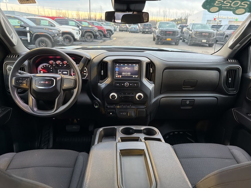 2023 GMC Sierra 1500 Pro CARBRAVO!