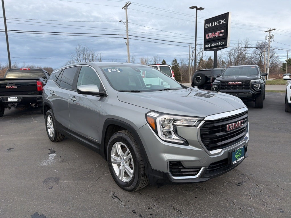 2023 GMC Terrain SLE CARBRAVO!