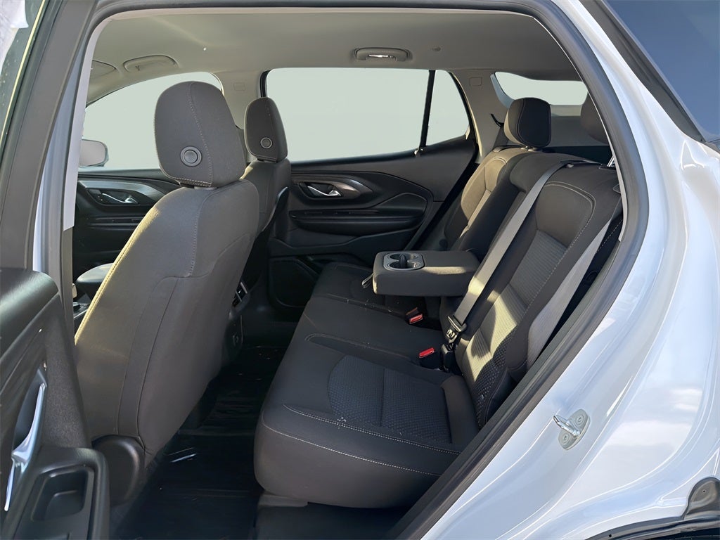 2023 GMC Terrain SLE CARBRAVO!