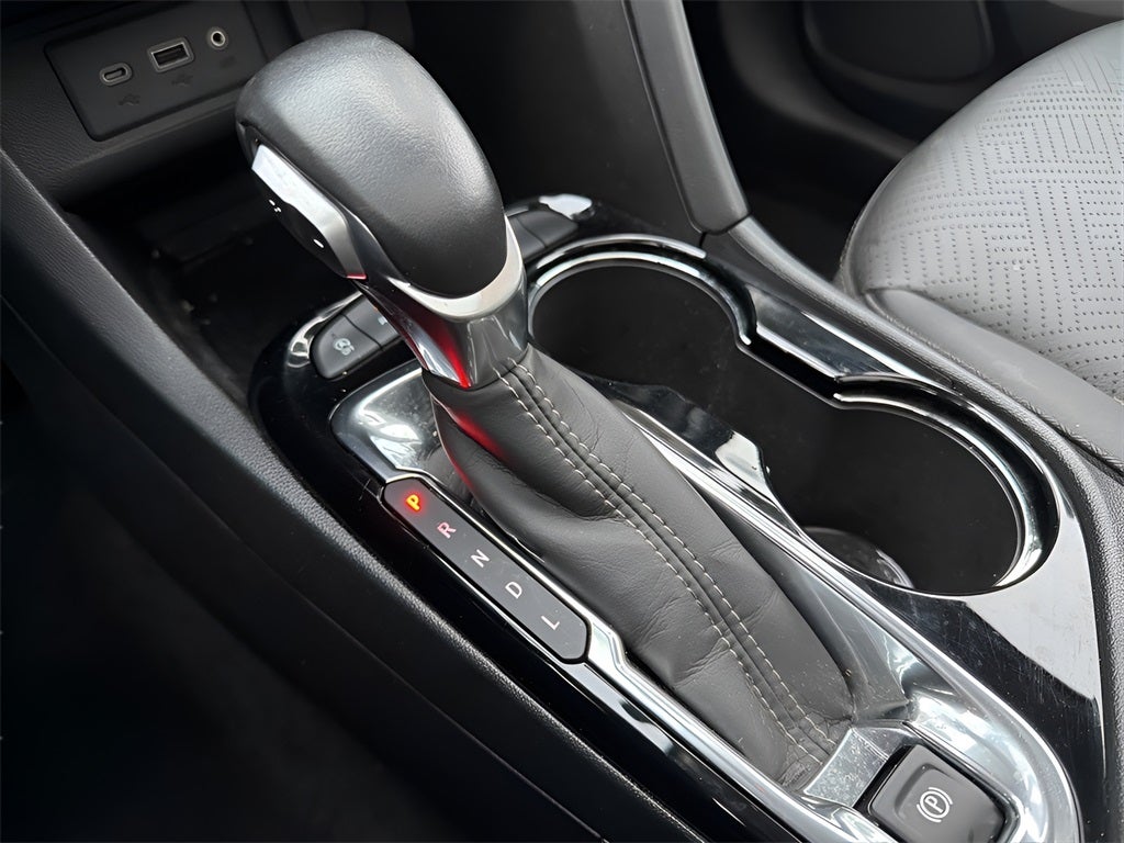 2023 Buick Encore GX Essence CARBRAVO!