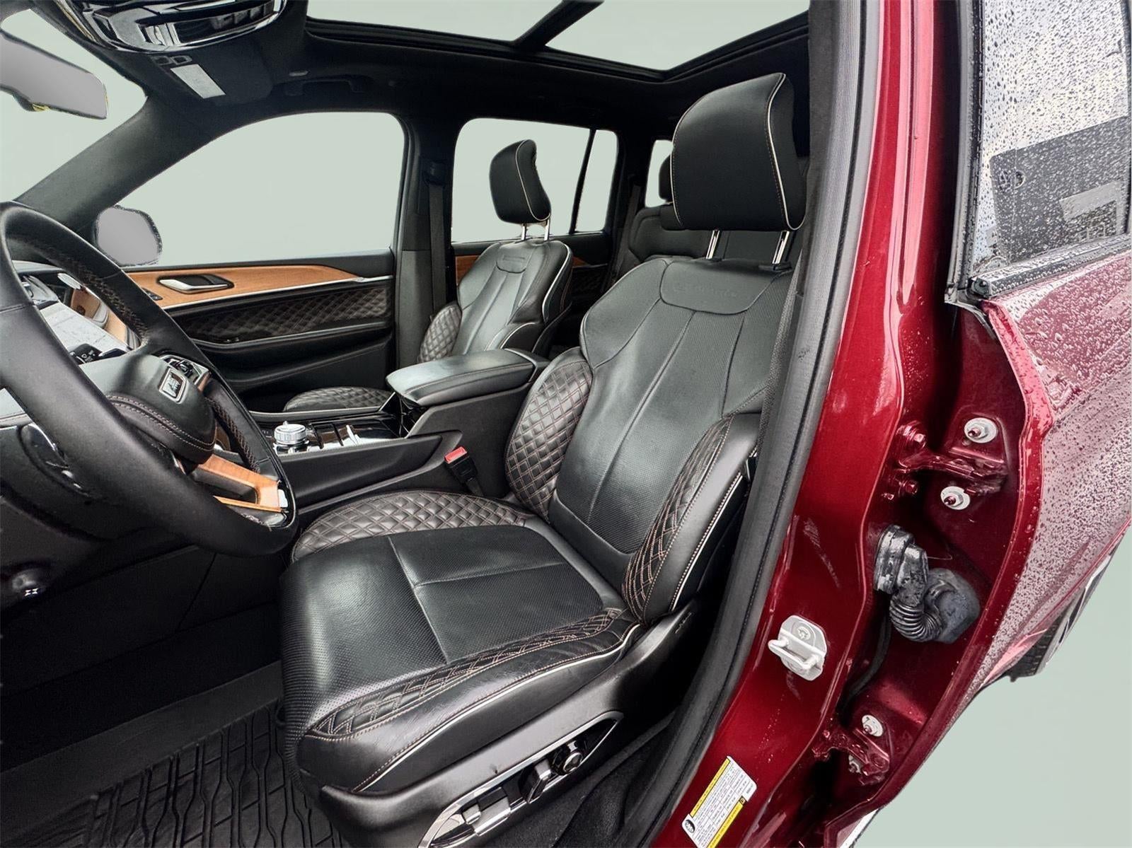 2022 Jeep Grand Cherokee Summit Reserve