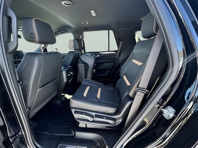 2024 GMC Yukon AT4 CARBRAVO CERTIFIED