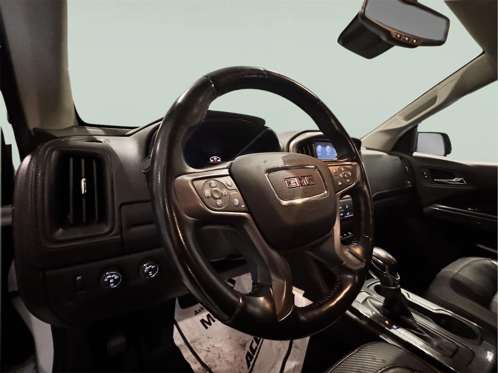 2022 GMC Canyon 4WD AT4 w/Leather