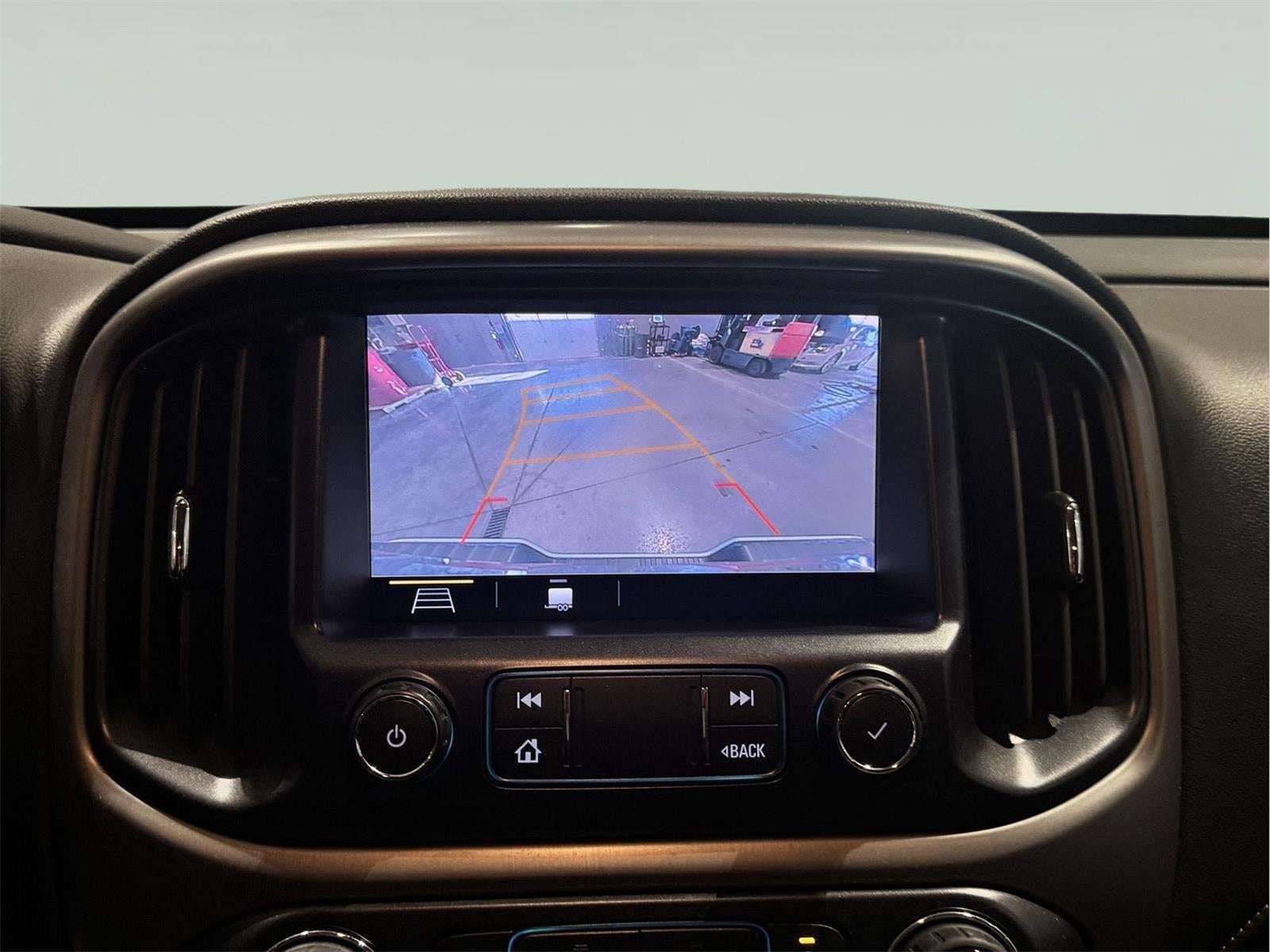 2022 GMC Canyon 4WD AT4 w/Leather