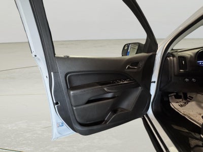 2022 GMC Canyon 4WD AT4 w/Leather