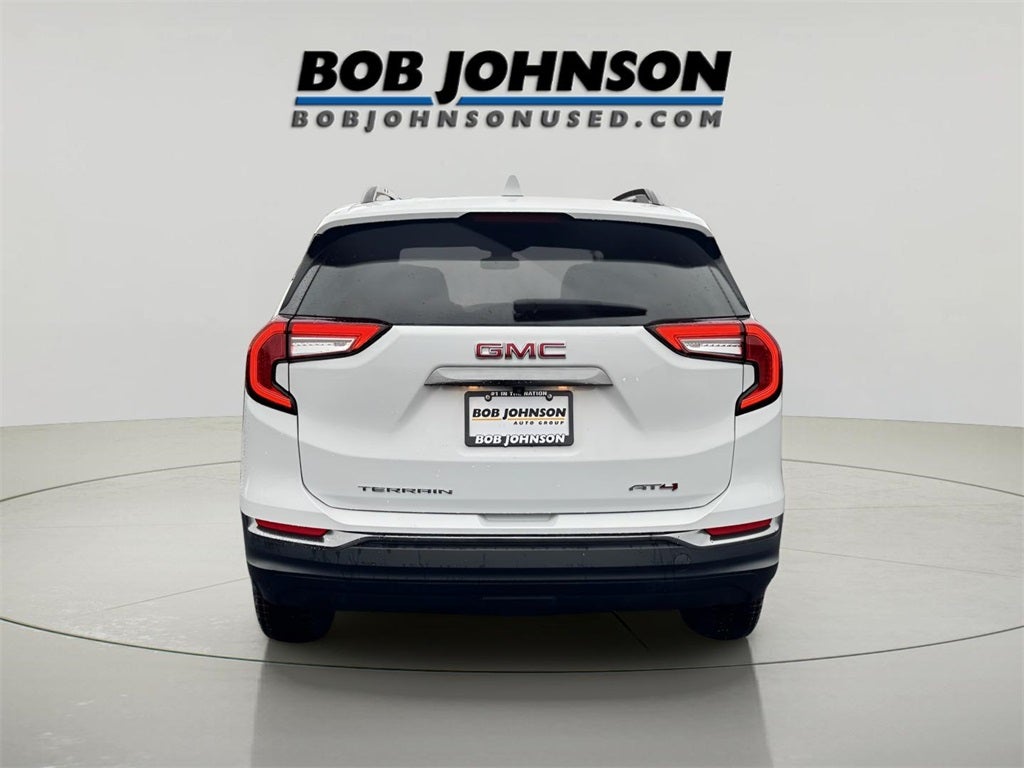 2022 GMC Terrain AT4