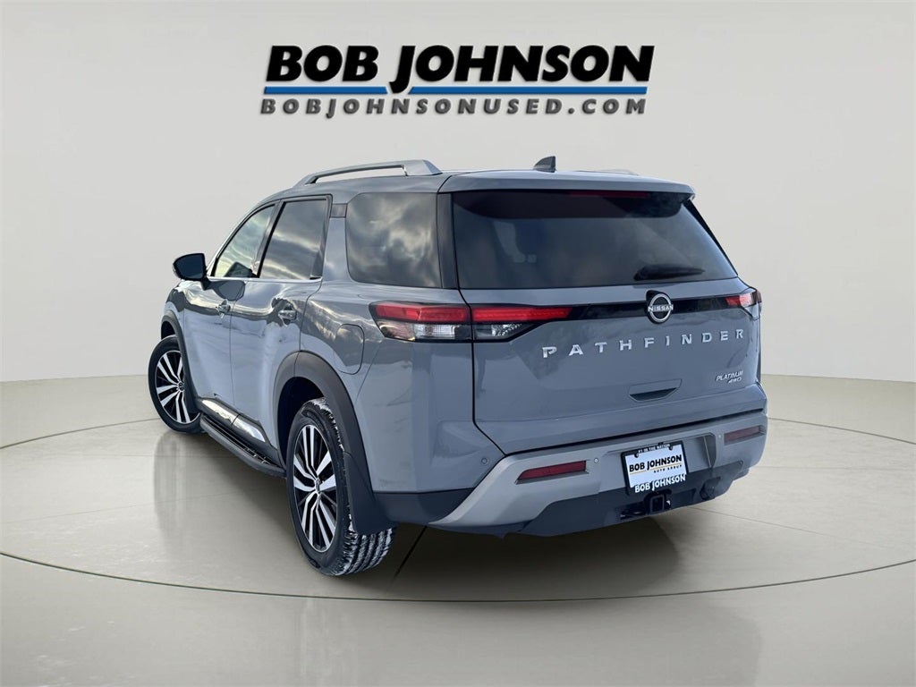 2023 Nissan Pathfinder Platinum