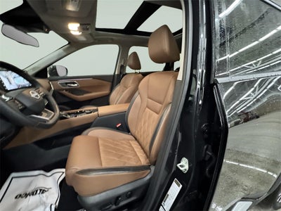 2025 Nissan Rogue Platinum