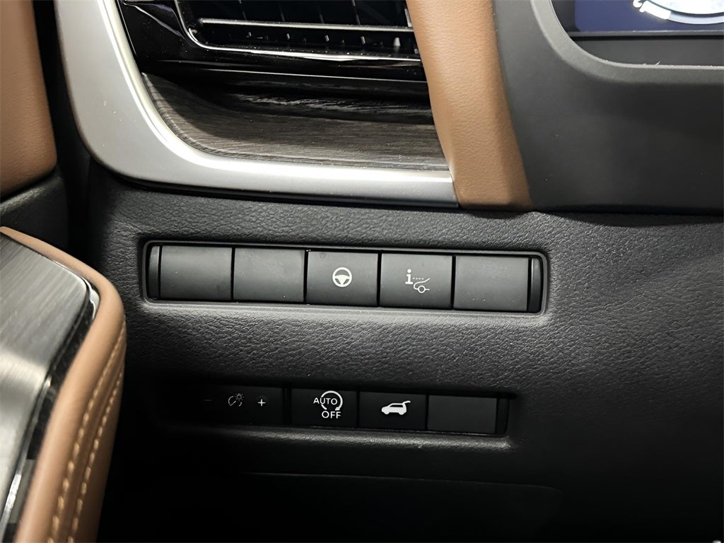 2025 Nissan Rogue Platinum