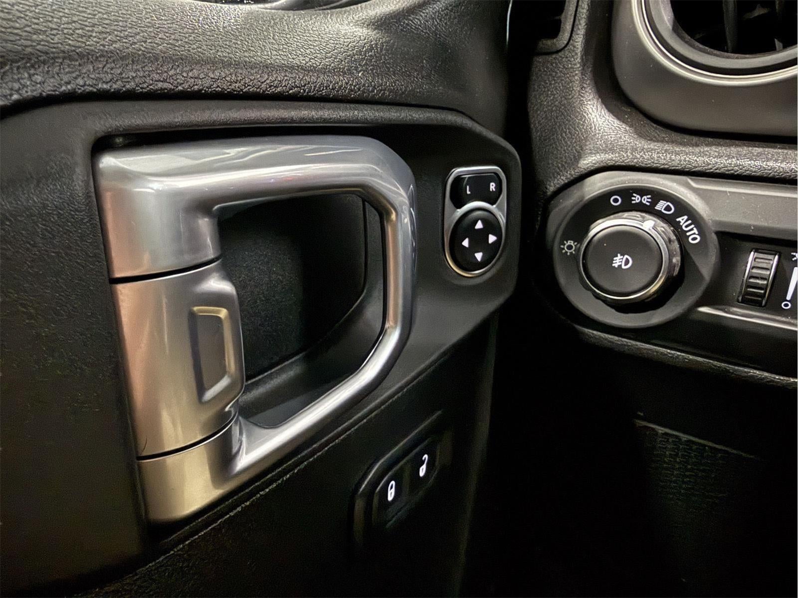 2022 Jeep Wrangler Unlimited Willys