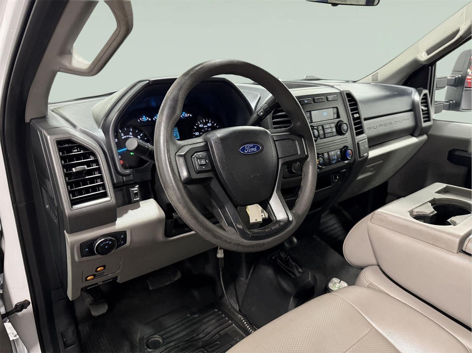 2017 Ford Super Duty F-250 SRW XL