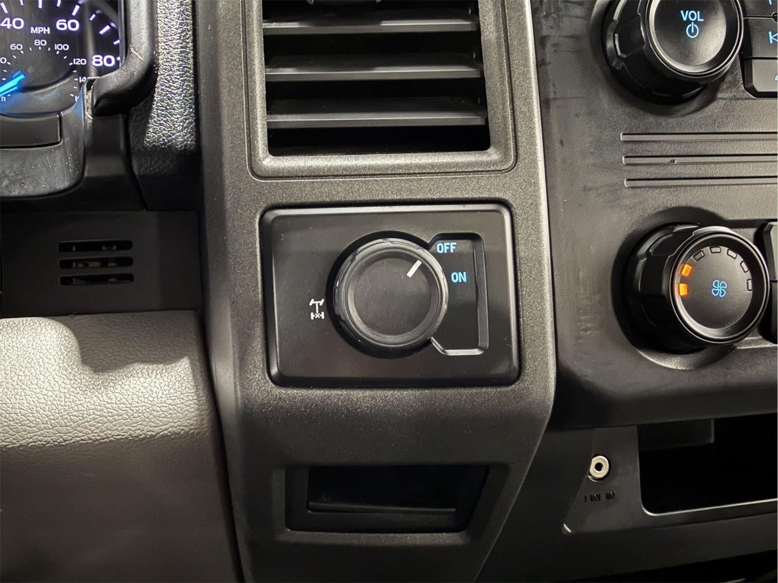 2017 Ford Super Duty F-250 SRW XL