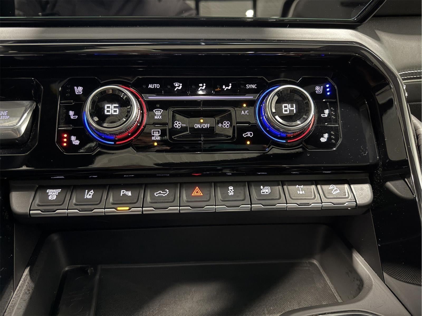 2025 GMC Sierra 2500HD AT4X