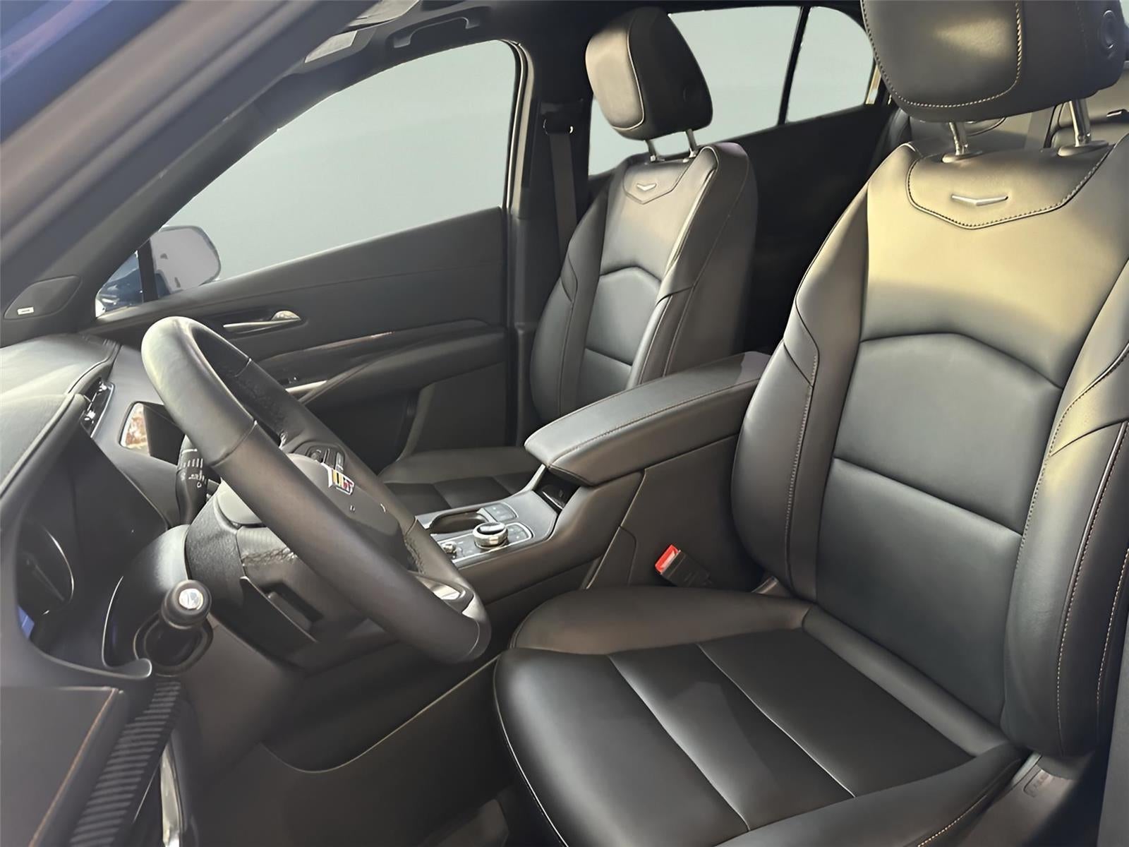 2023 Cadillac XT4 AWD Sport