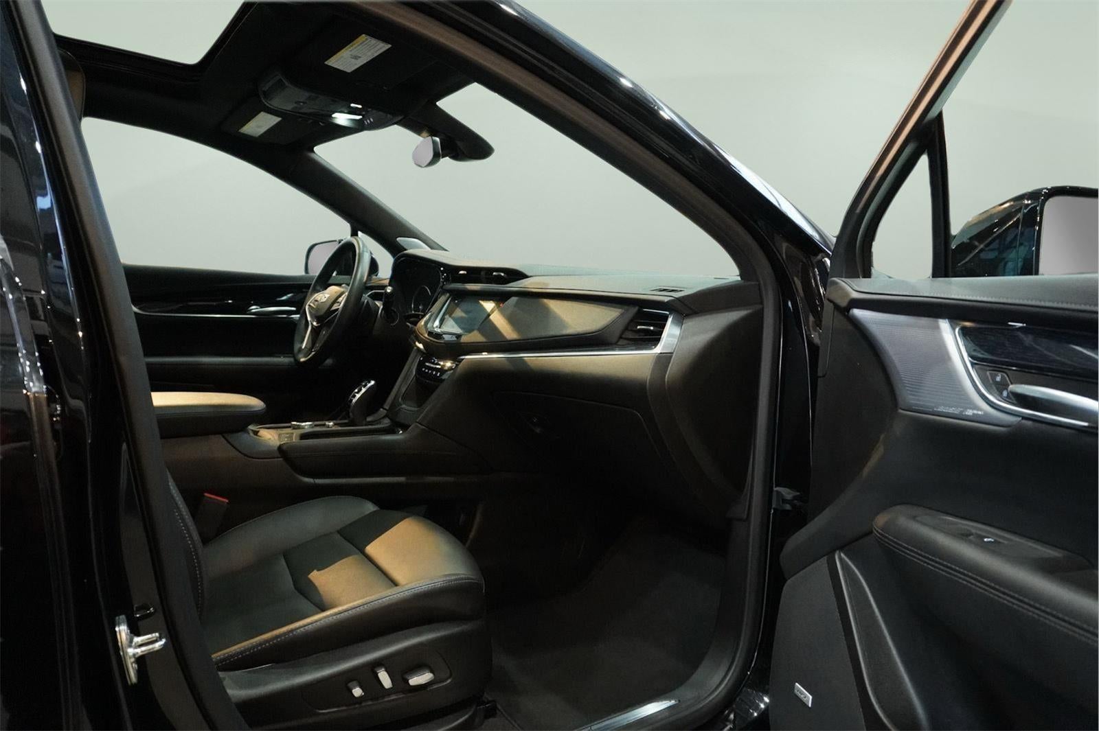 2025 Cadillac XT5 AWD Premium Luxury