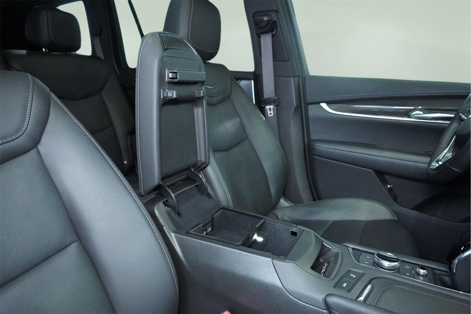 2023 Cadillac XT6 AWD Sport