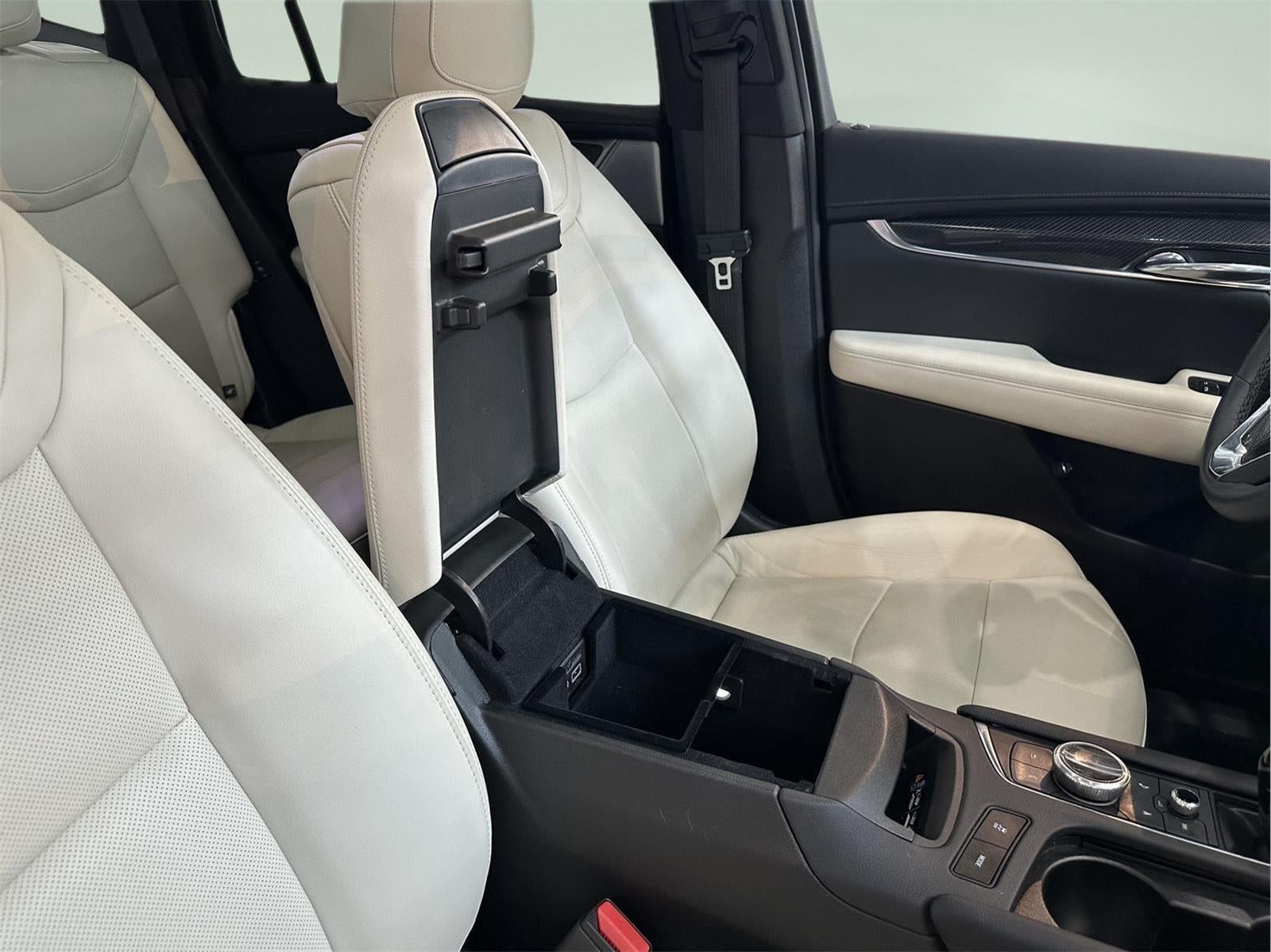 2024 Cadillac XT6 AWD Sport