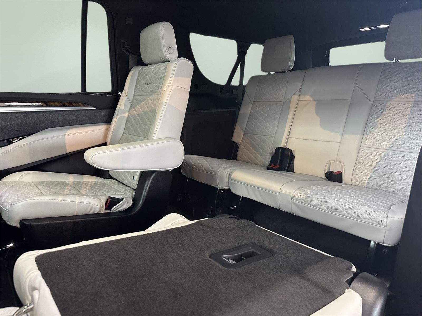 2025 Cadillac Escalade ESV 4WD Sport Platinum