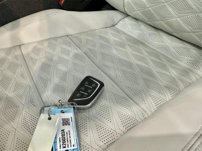 2025 Cadillac Escalade ESV 4WD Sport Platinum