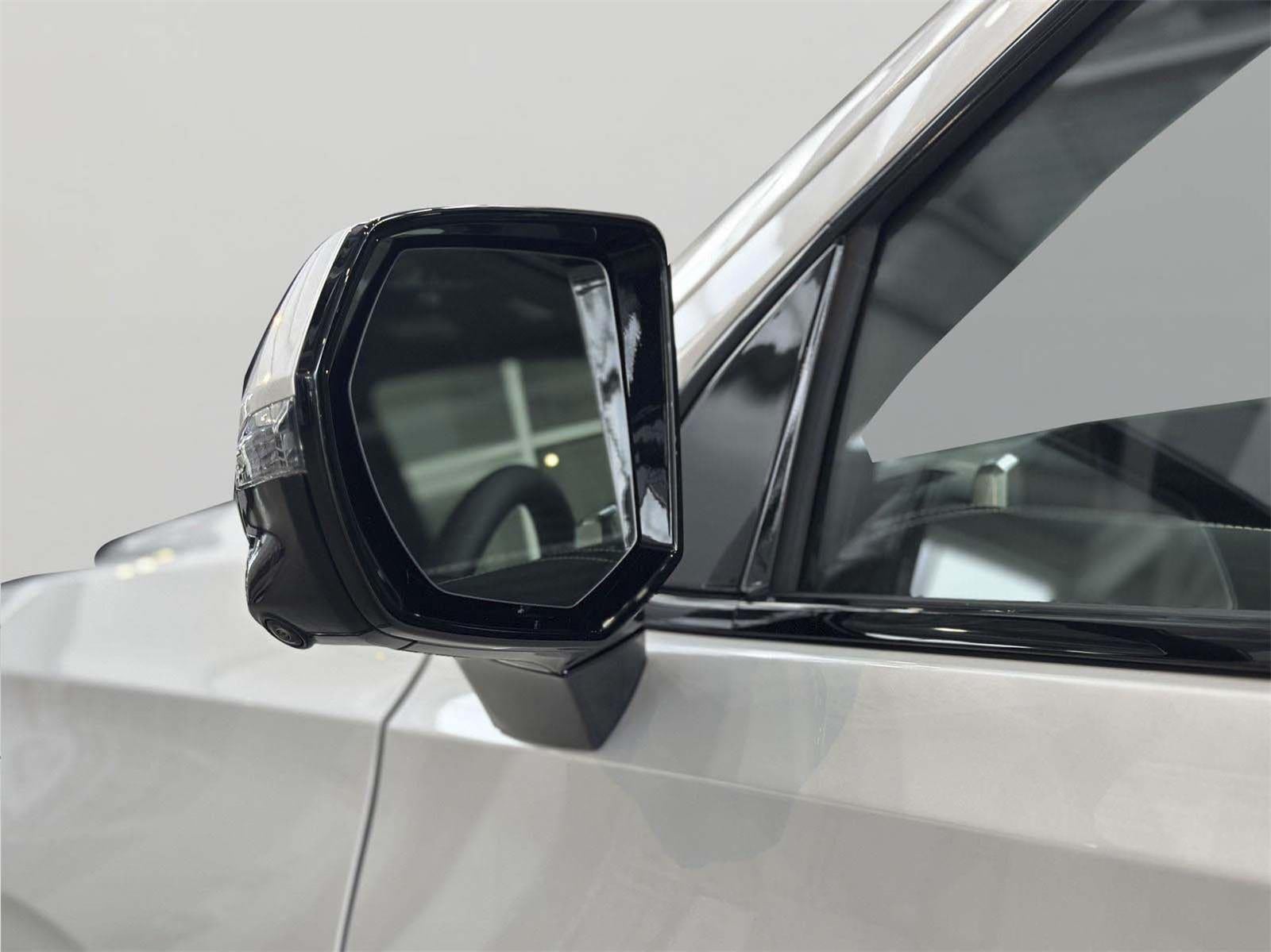 2025 Cadillac Escalade ESV 4WD Sport Platinum