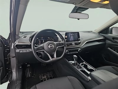 2023 Nissan Altima 2.5 SV Fresh Trade! Remote Start!