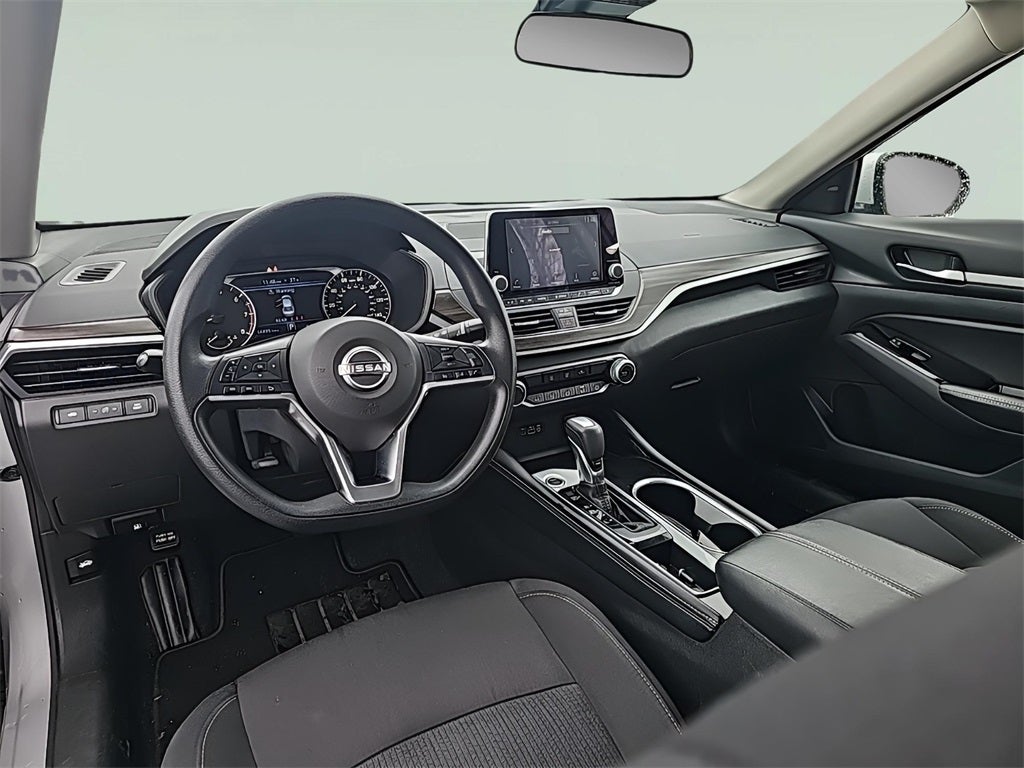 2023 Nissan Altima 2.5 SV Fresh Trade! Remote Start!