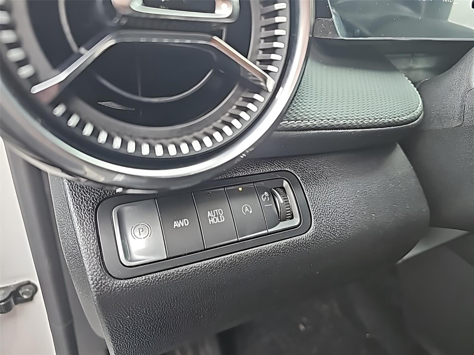 2025 Chevrolet Equinox LT Fresh Trade!!! Remote Start, Heated Seats/Steering