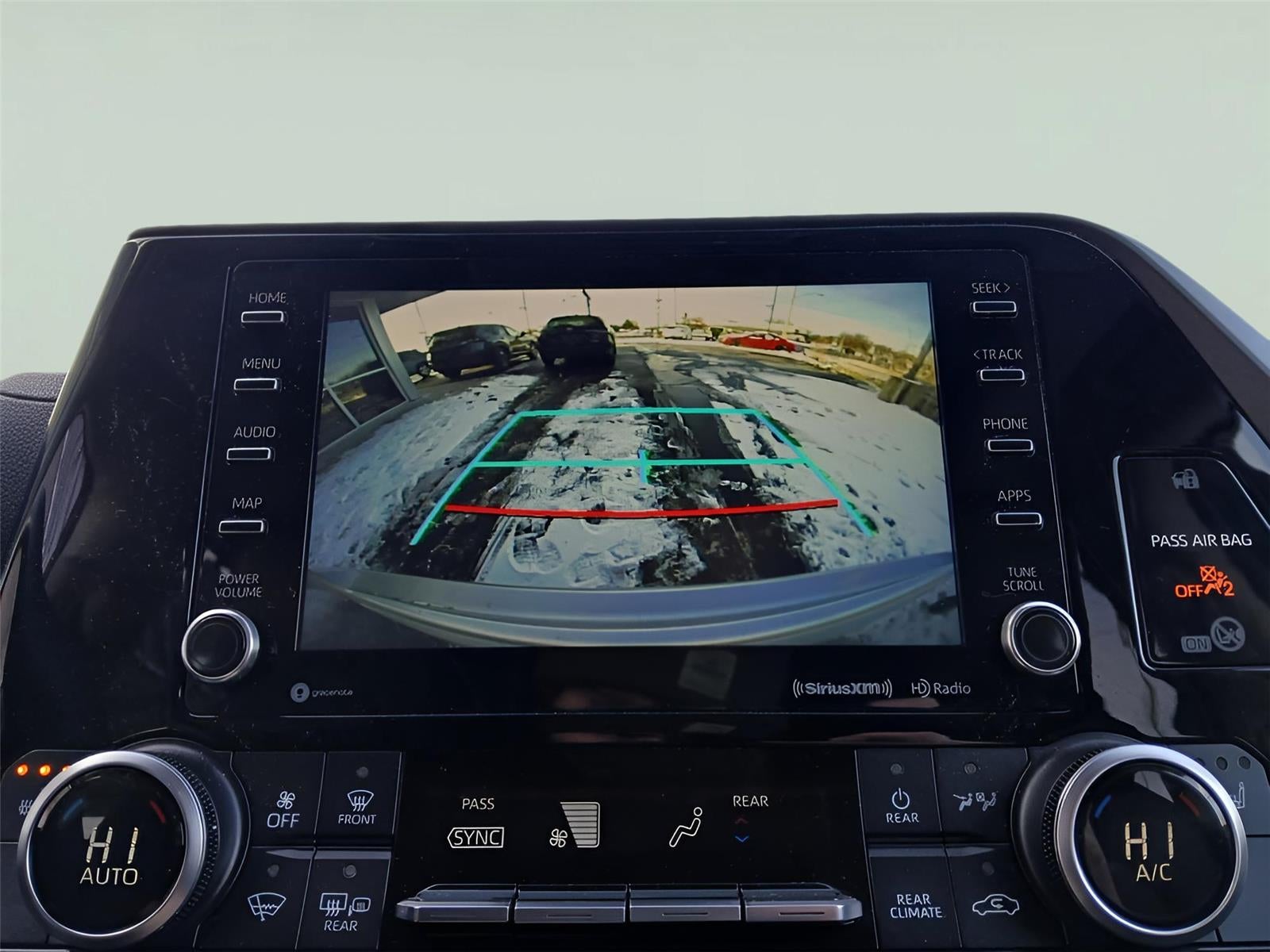 2020 Toyota Highlander Hybrid XLE