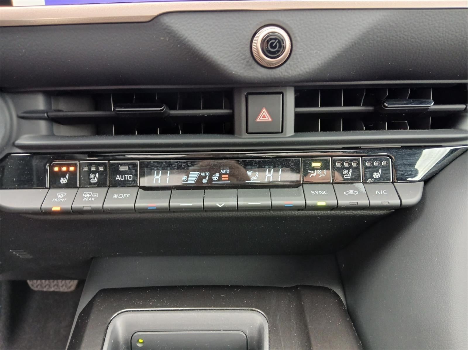 2025 Toyota CROWN PLATINUM AWD **FLEX BUY $595/Monthly**