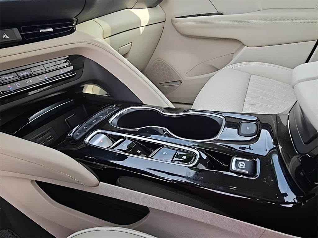 2023 Buick Envision Avenir Fully Loaded, Sunroof (CarBravo Certified!!)