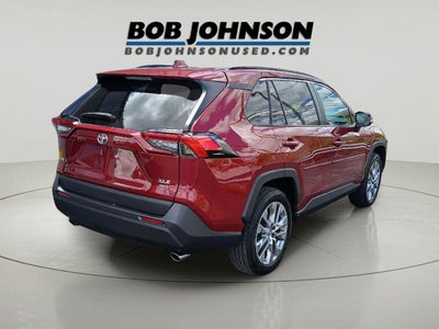 2022 Toyota RAV4 XLE Premium